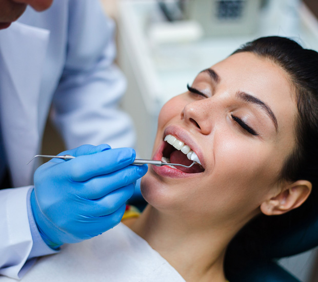 Newport Beach Endodontic Therapy